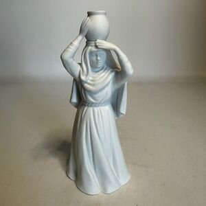 Vintage 1990 Avon Nativity Collectibles Woman with Water Jar Porcelain Figurine